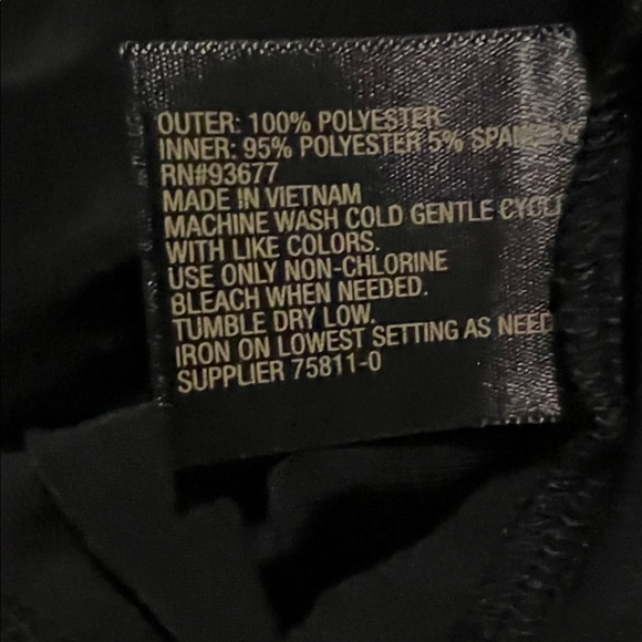 Worthington Black and Green Pleated Sleeveless Tank Top - Picture 7 of 7